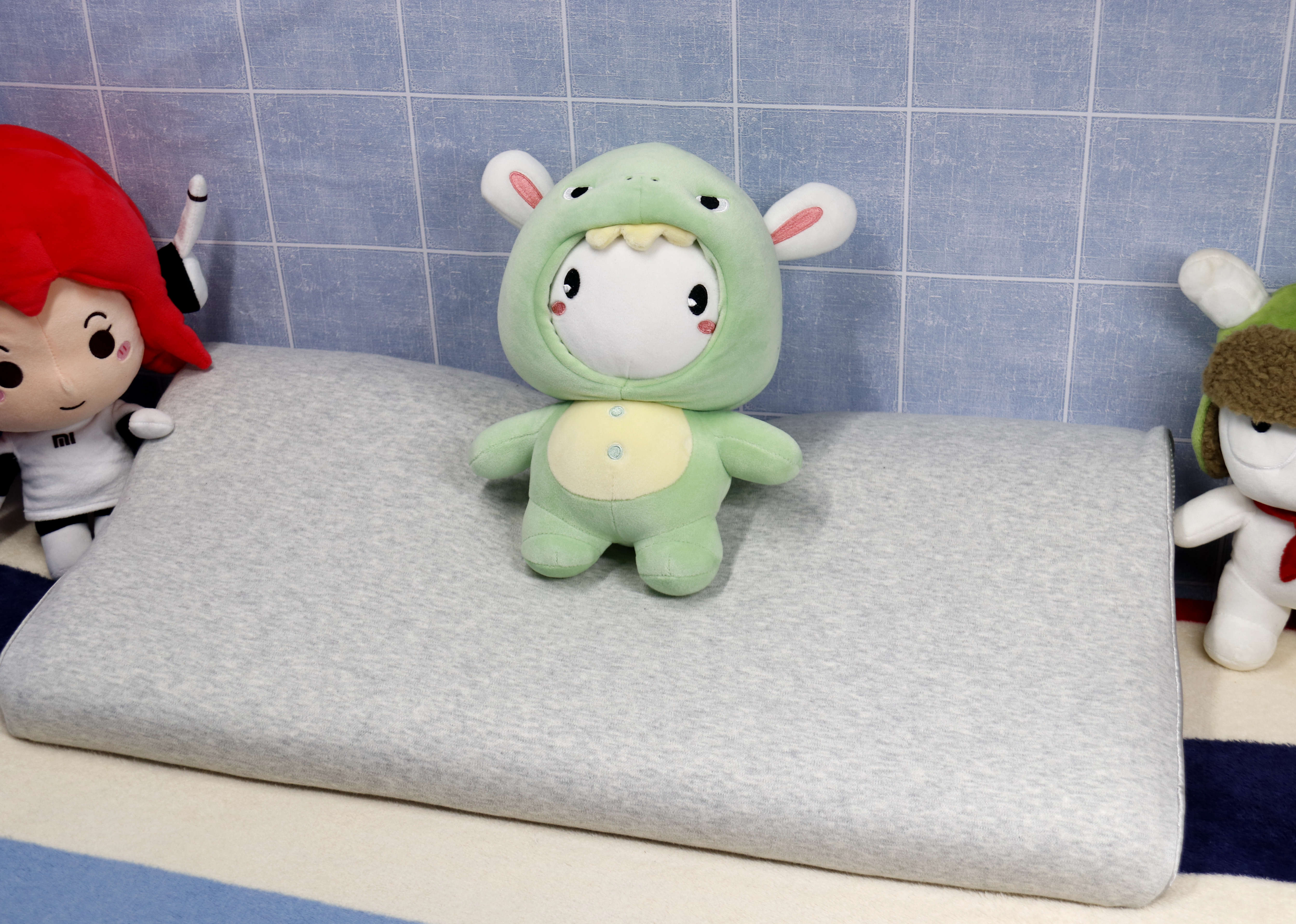 小米记忆枕和8h有区别吗,小米8h蜂巢枕头黑科技