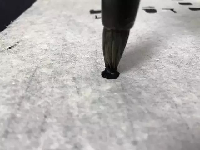 新手写毛笔字应该怎样开始,怎样初练毛笔字