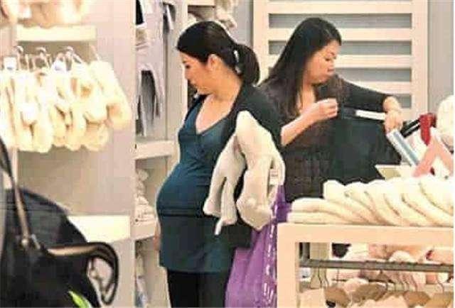 小孩撞孕妇后续,孩子撞倒孕妇被打