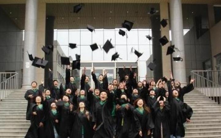 考上985的大学生最后都干什么了,考入985毕业后的生活