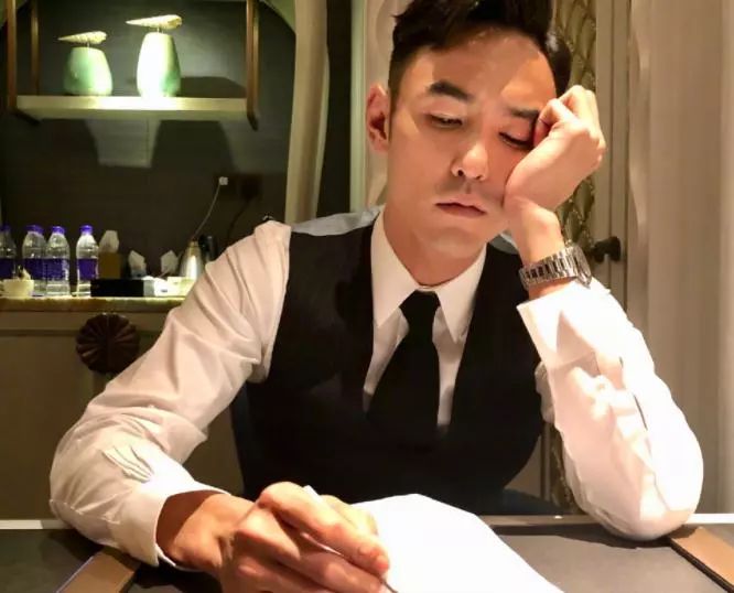 公开否认恋情随后就遭女方打脸,否认恋情被光速打脸完整版