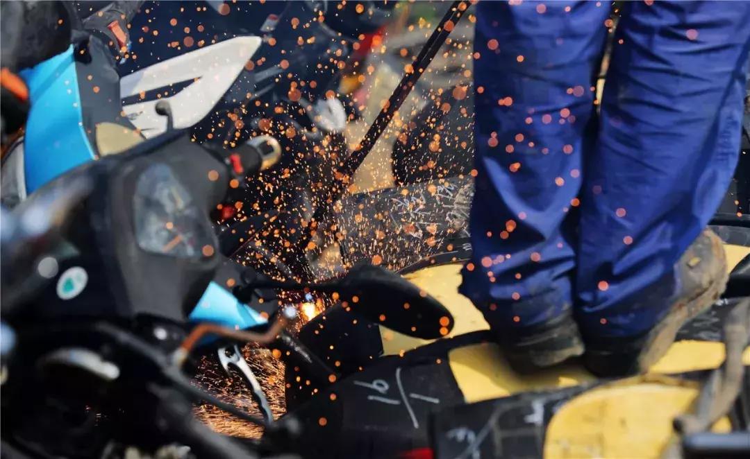 交警队查扣的摩托车最后怎么处理,被查扣物品怎么处理