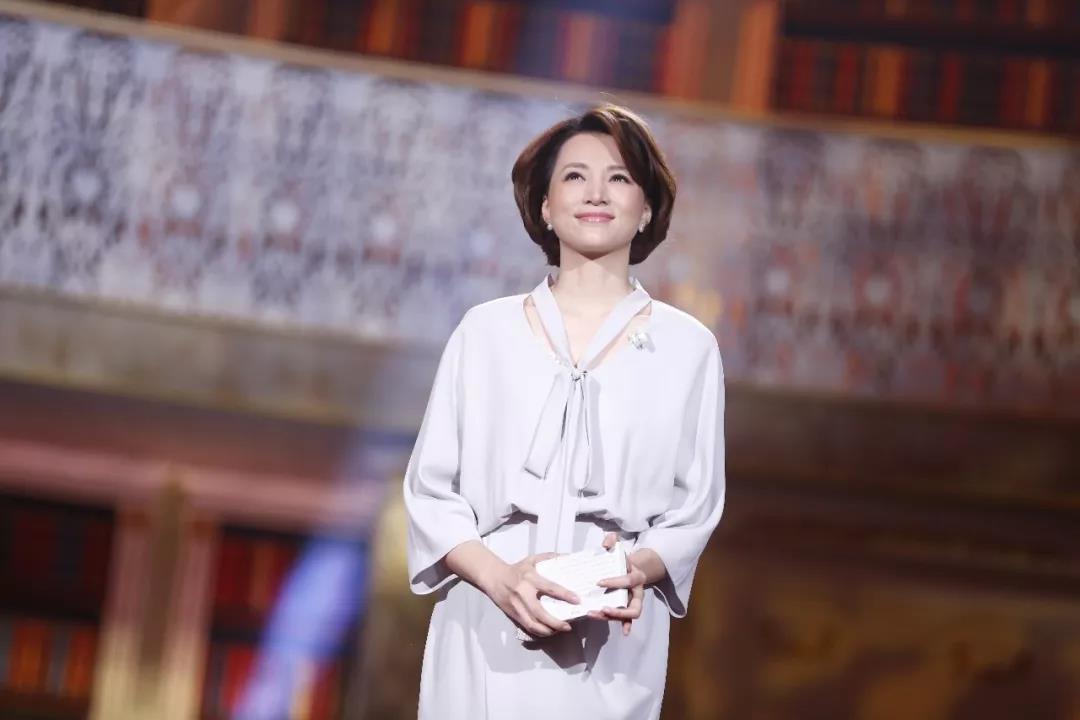 一句诗词迎接新学期,新学期开学振奋人心的诗句有哪些