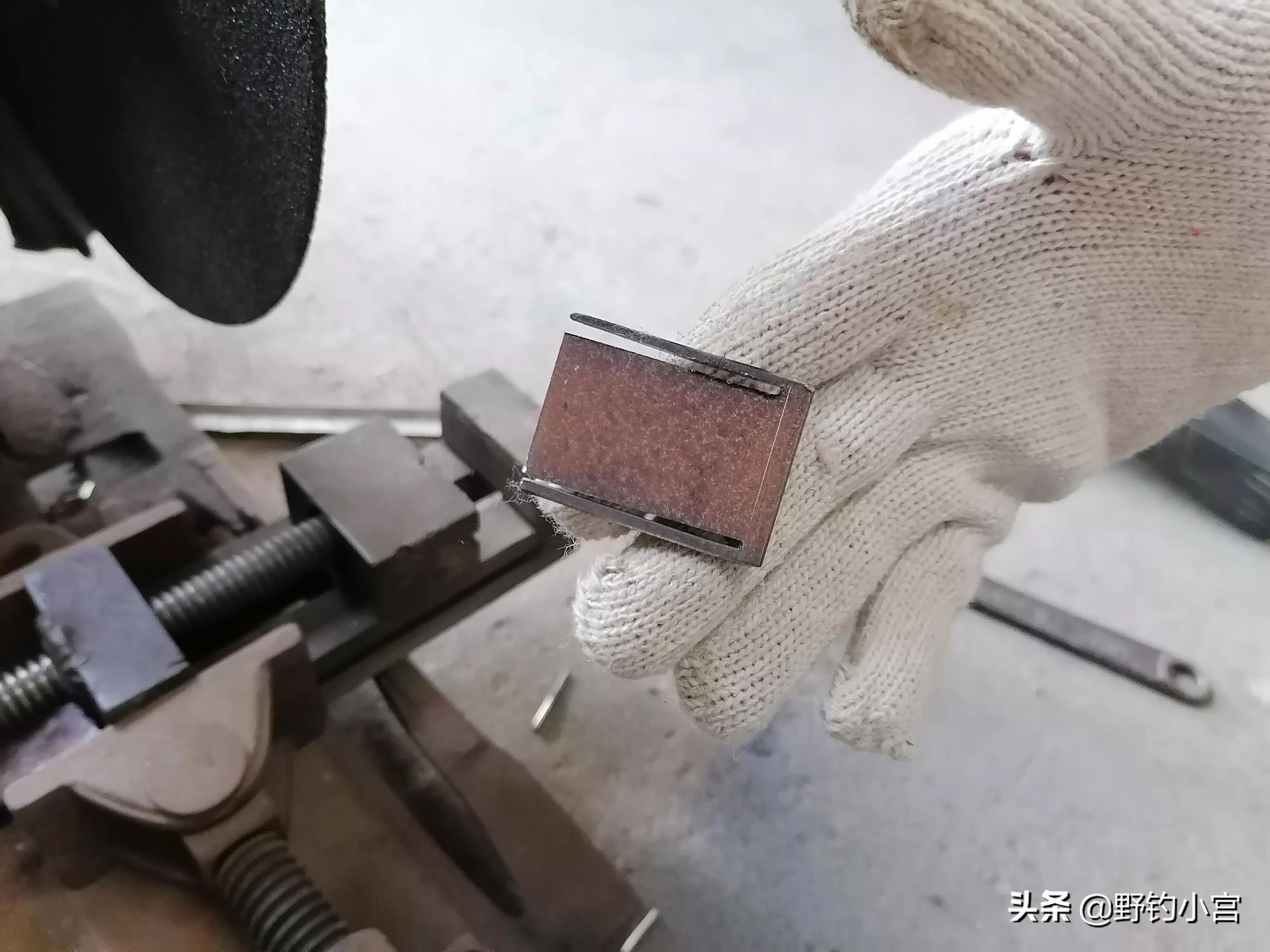 钓友自己设计的钓箱,别人自己制作钓鱼钓箱