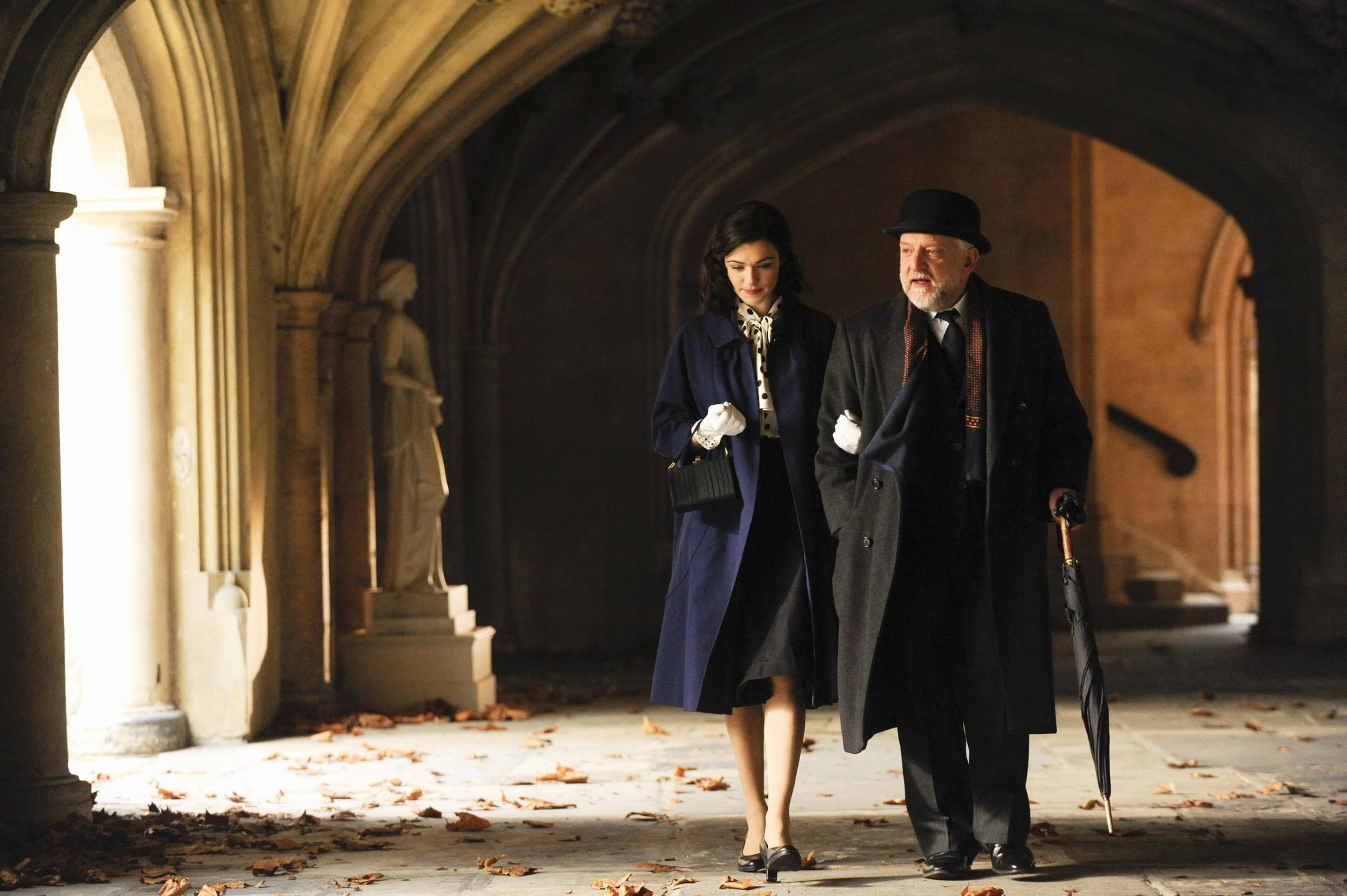 《深海蔚蓝》：该死的婚外恋，总被拍得那么美