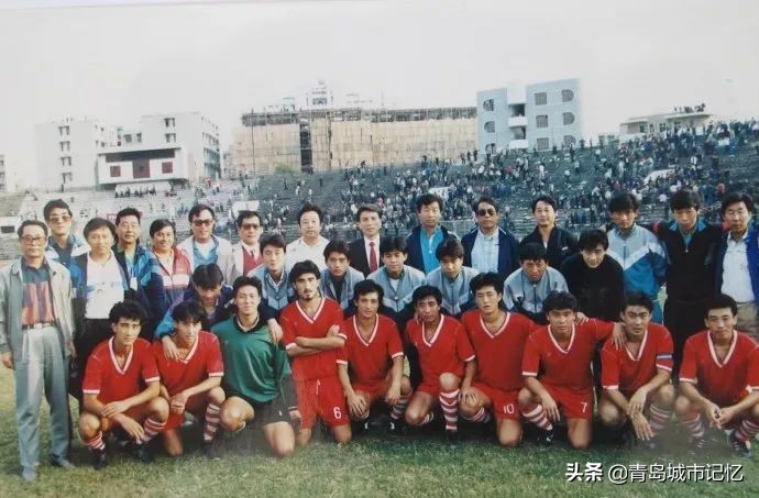 青岛海牛球迷海纳百川,青岛足球海牛球迷