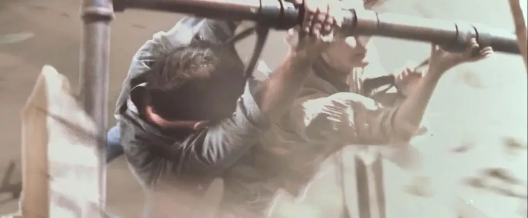 票房16亿，这部央视经常重播的顶级灾难片，上映23年无人能再复制