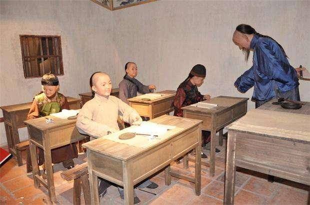 古代教书先生能有多少钱,古代有钱才能受教育