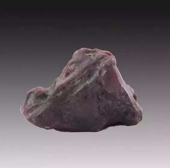 捡到这些石头不要扔真的很值钱,哪些石头价值连城千万别扔