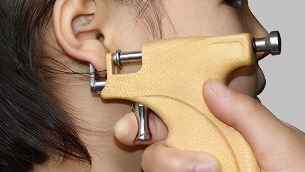 打完耳洞可以随便摘掉吗,刚打的耳洞多久可以随便摘戴