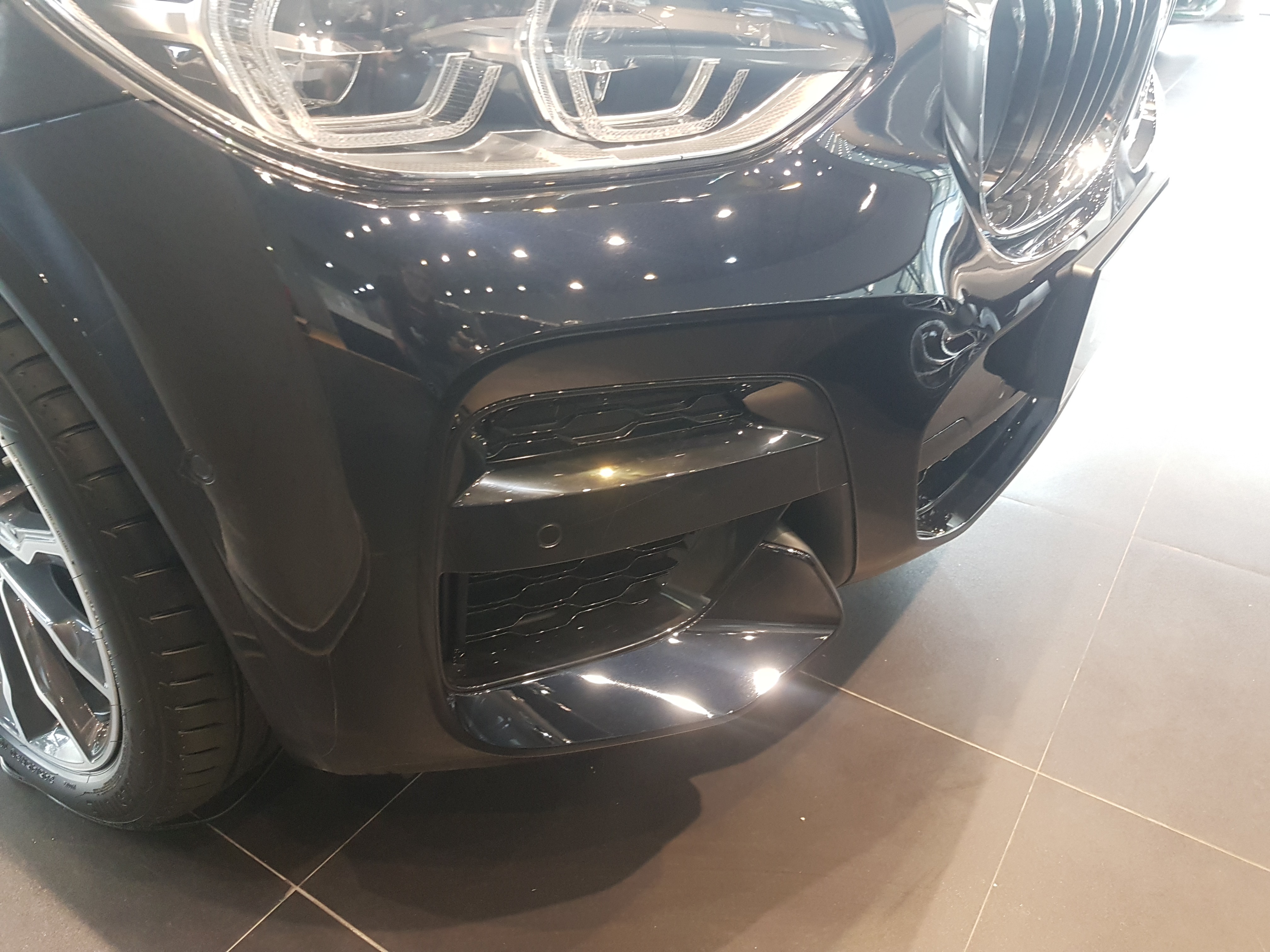 宝马x3黑色试驾视频,宝马x3新款黑色最低配