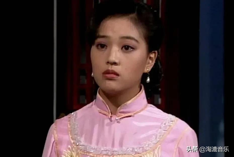 香港女星替夫还债,香港男歌手为父亲还巨额债务