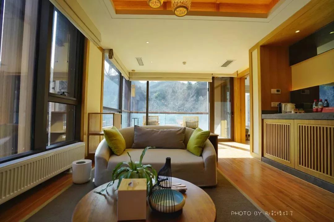 古北水镇可容纳50人团建民宿推荐,古北水镇自由空间精品民宿