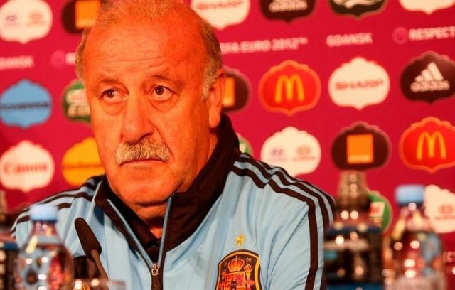 足坛传奇教练,世界足坛十大帅哥教练