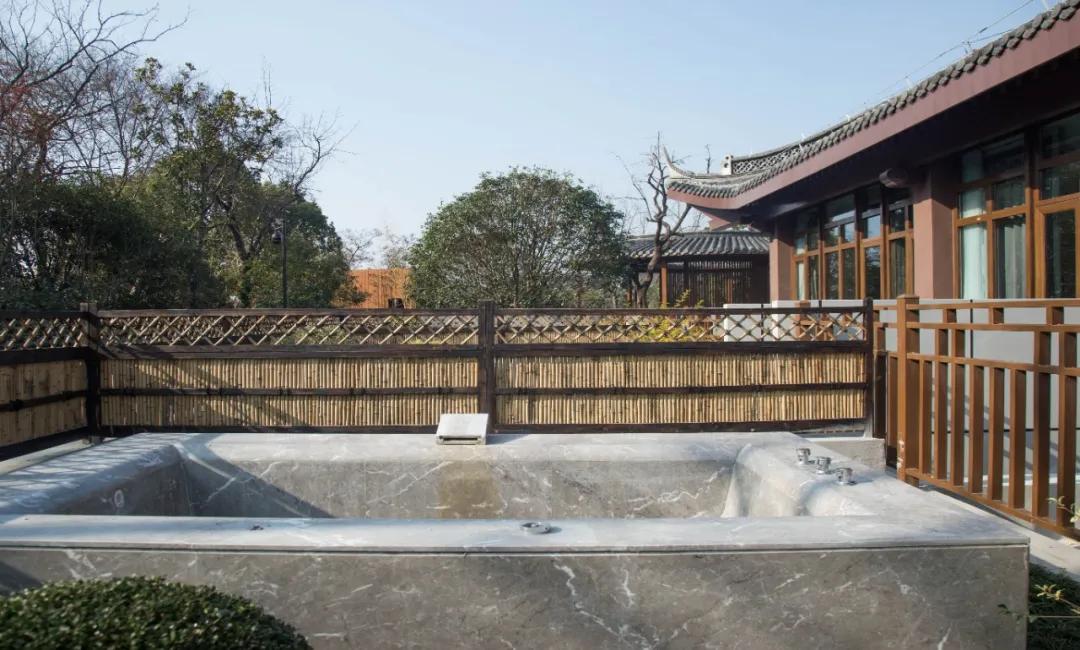 安吉玩雪的地方推荐,安吉周末滑雪泡温泉