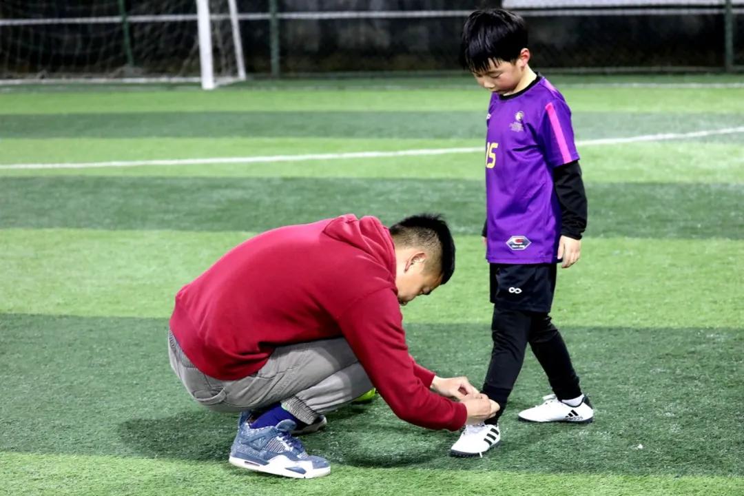 津门网金熙男：足球小将