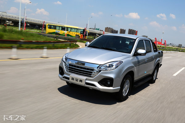 江铃宝典全新皮卡发布视频,创富皮卡新锐骐