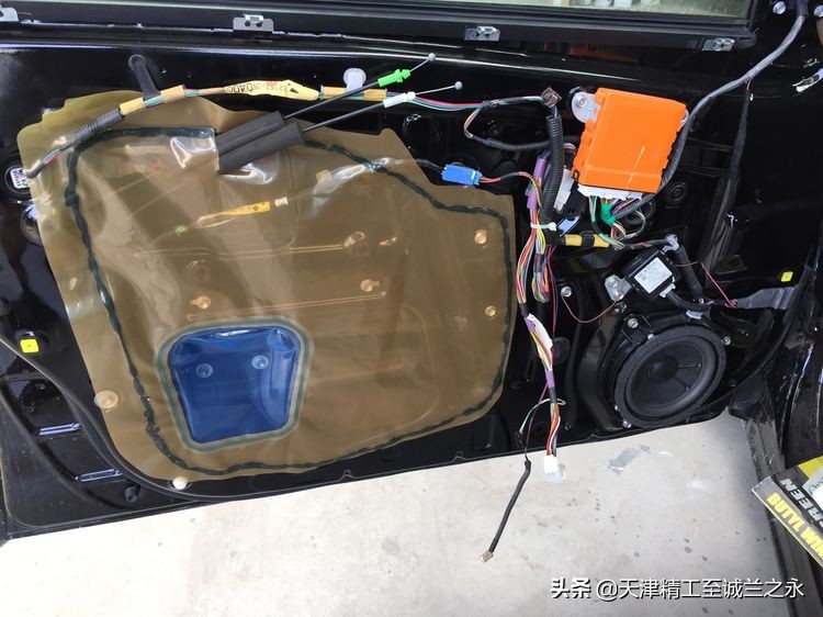 化州7哥翻新12代皇冠多少钱,11年丰田皇冠内饰翻新