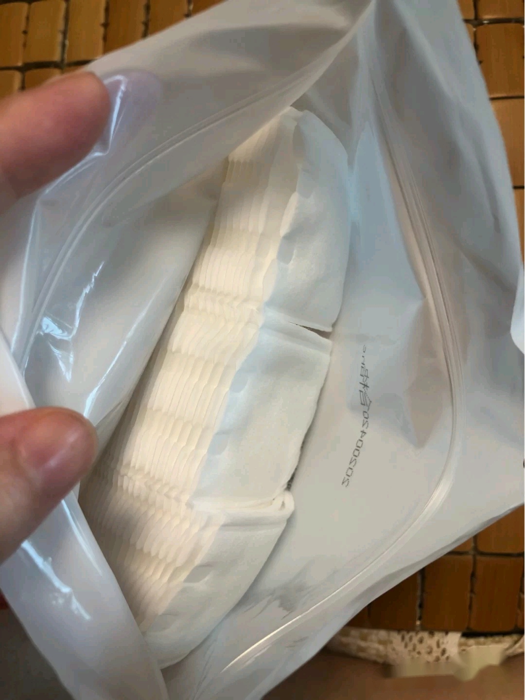 屈臣氏好物推荐保湿喷雾,屈臣氏luiskraemer洗发水怎么样