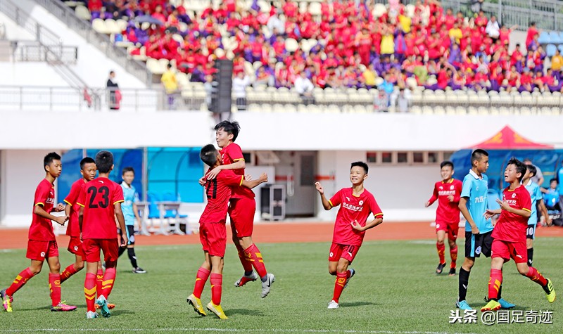 广州恒大足校u15连胜,恒大足校u13组冠军杯