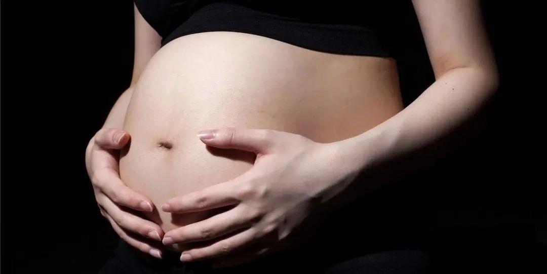 隐秘的代孕灰产野蛮生长：暴利高达60%，地下中介超400家