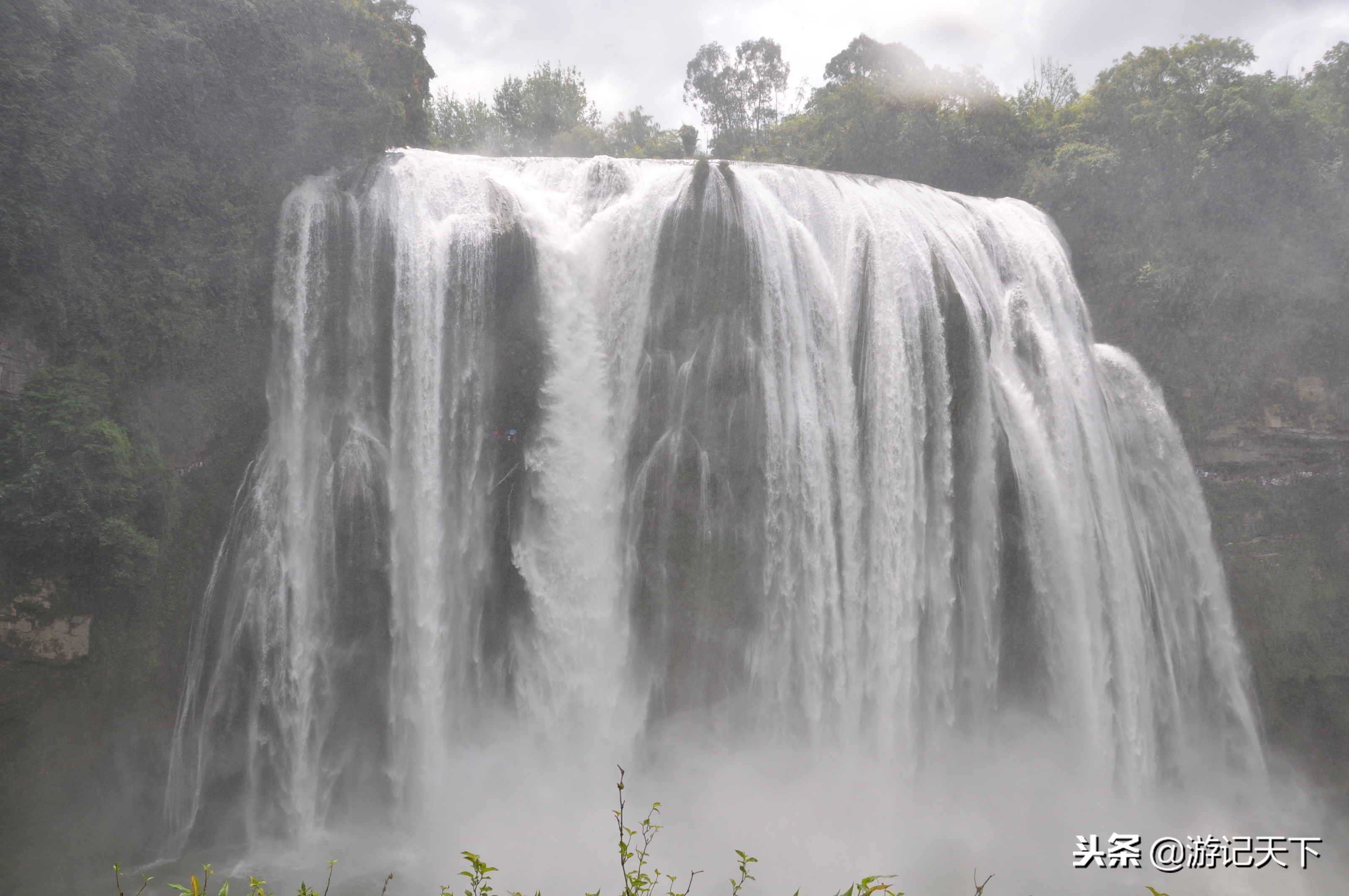 亚洲第一瀑——黄果树大瀑布