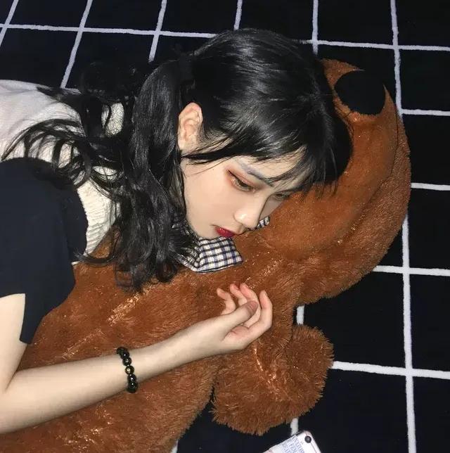 第一次kiss要注意什么呢,第一次接吻磕到牙齿