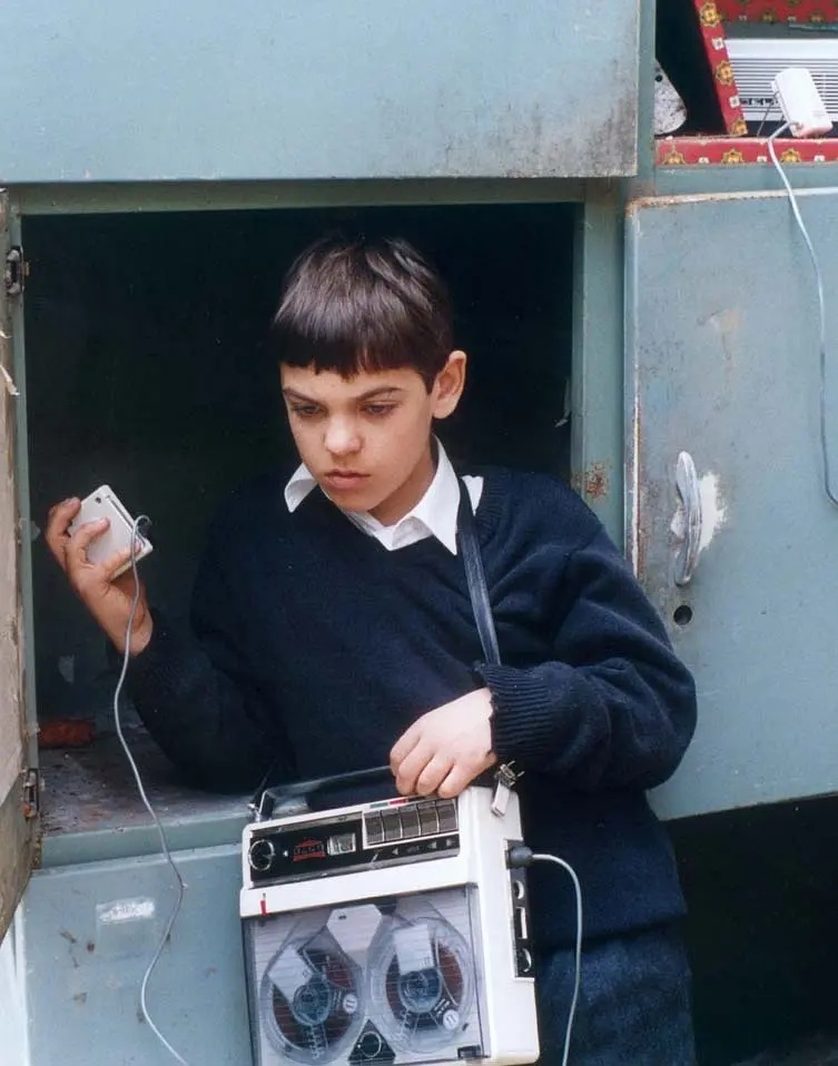 豆瓣8.9：打破偏见，冲破制度，盲人米可终于成为一流声音剪接师