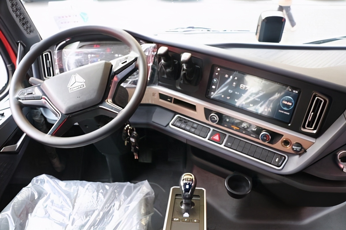 豪沃th7自动挡换挡顿挫,豪沃th7无忧换挡手柄卡不住