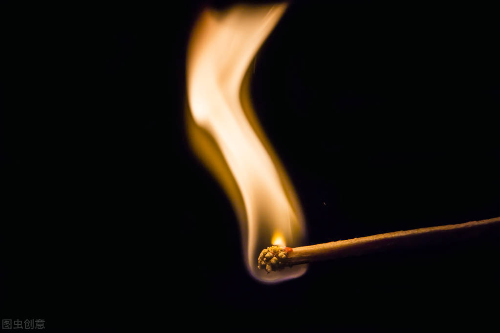 艾烟熏有毒吗,艾灸的烟致癌吗