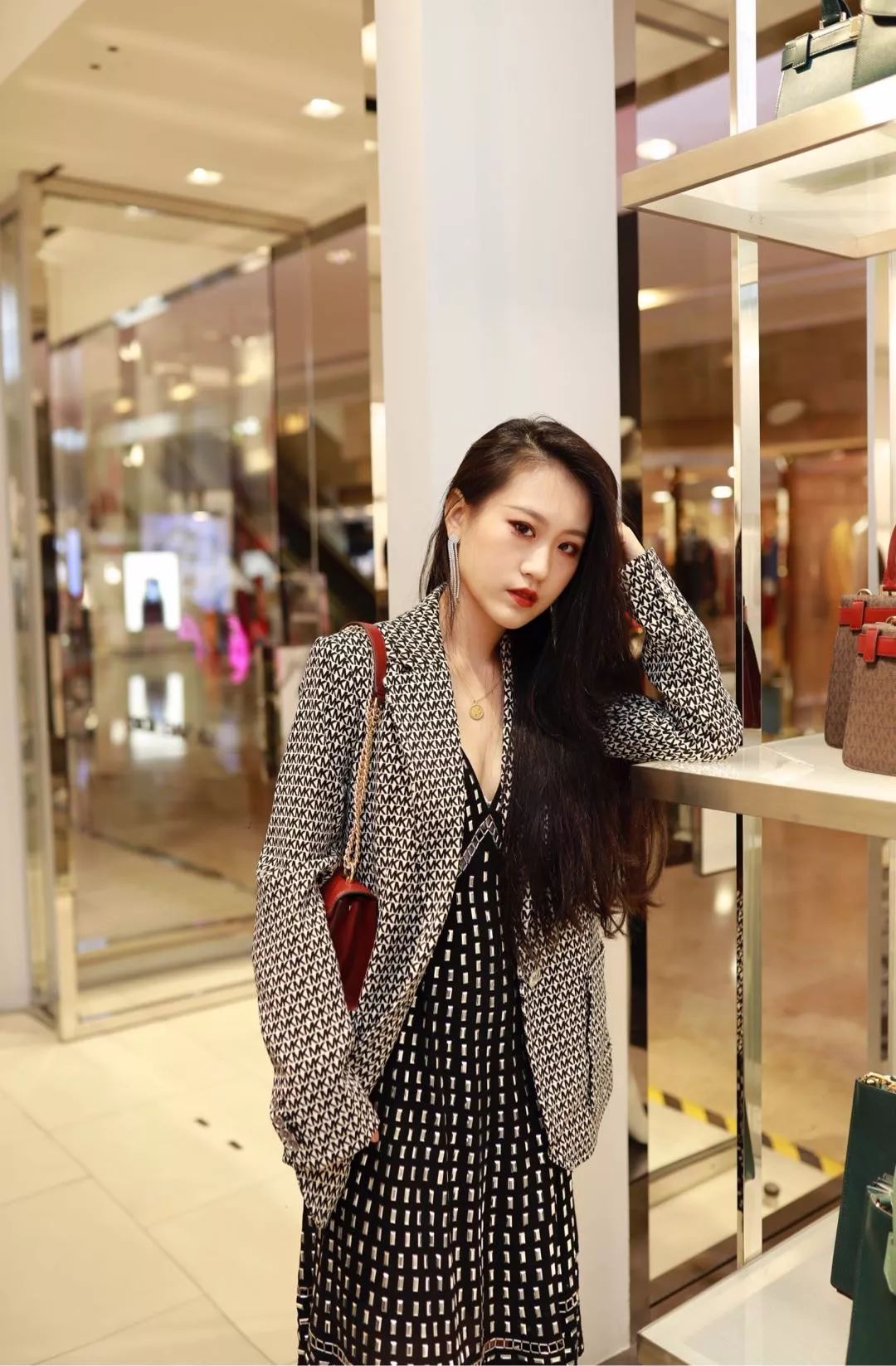 袁咏仪回应救赎众生,袁咏仪说她拯救了银河系