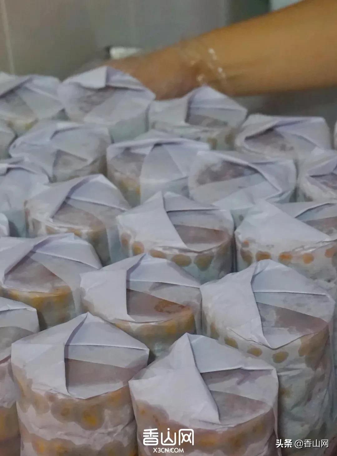 珠海这家月饼店开了38年，来买要排队两小时