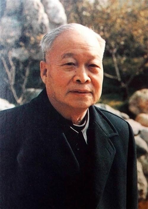 1954年，犹太人把浓缩铀卖给中国，周总理下令：验明真伪