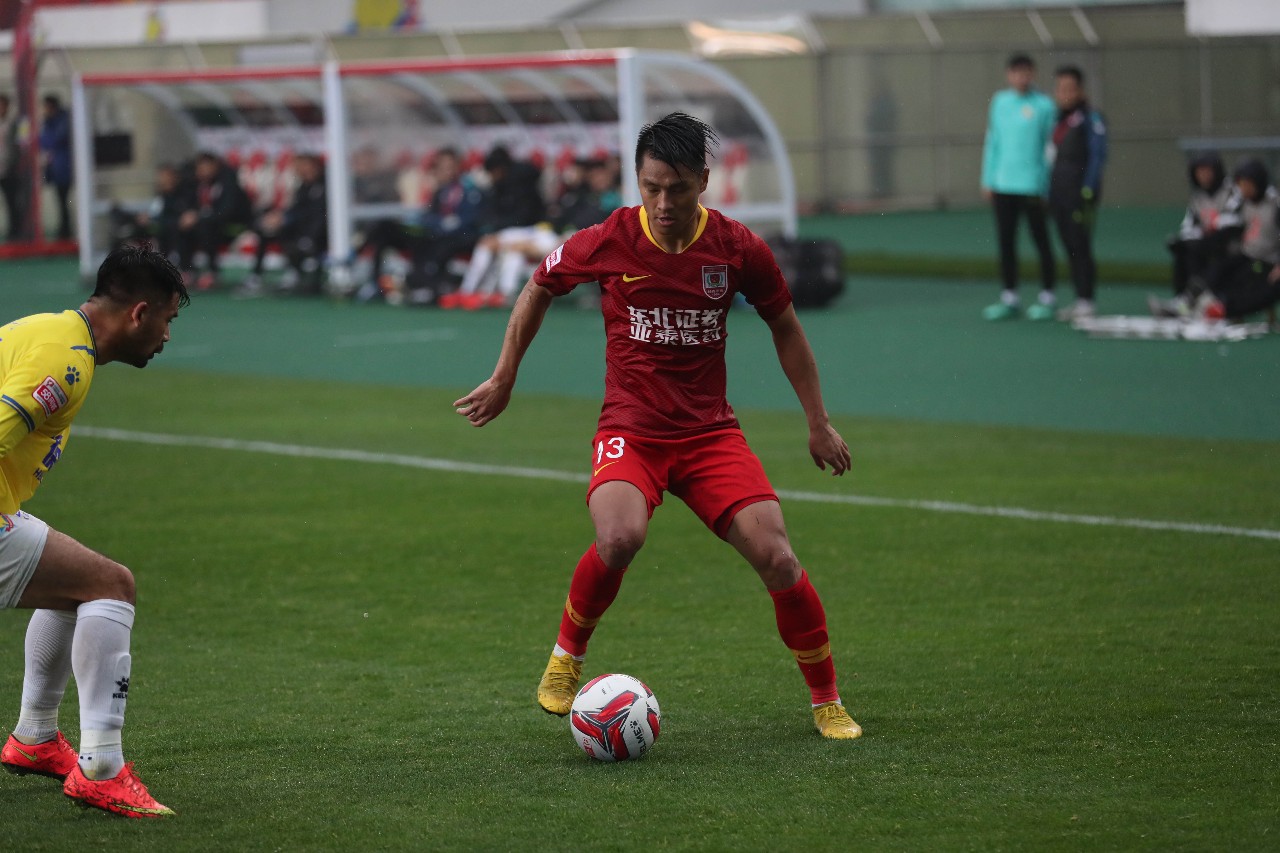 因伤无缘职业联赛两年,回归首战他用进球吹响冲超亚泰号角