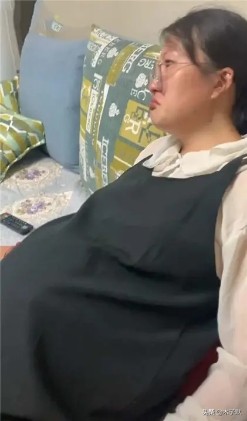 因为琐事把男朋友论文删了,闺蜜把男朋友论文删了