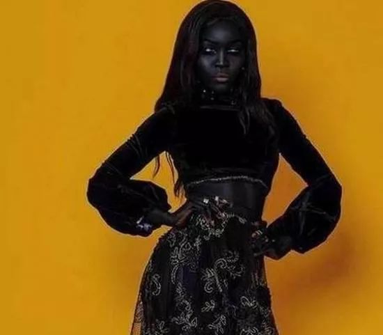 世界最黑的女模特,史上最黑的女模特