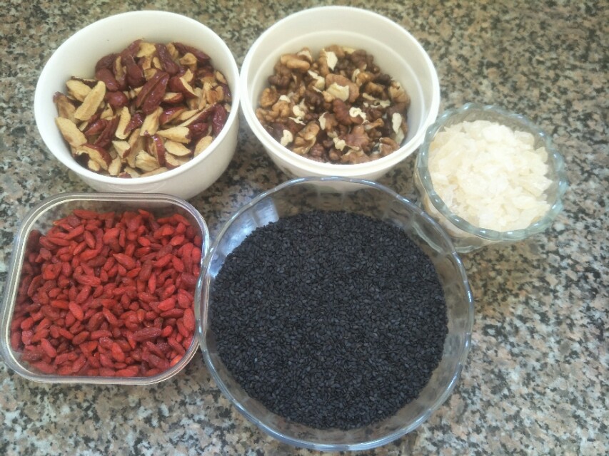 家庭版自制阿胶糕的做法,自制阿胶糕不加核桃