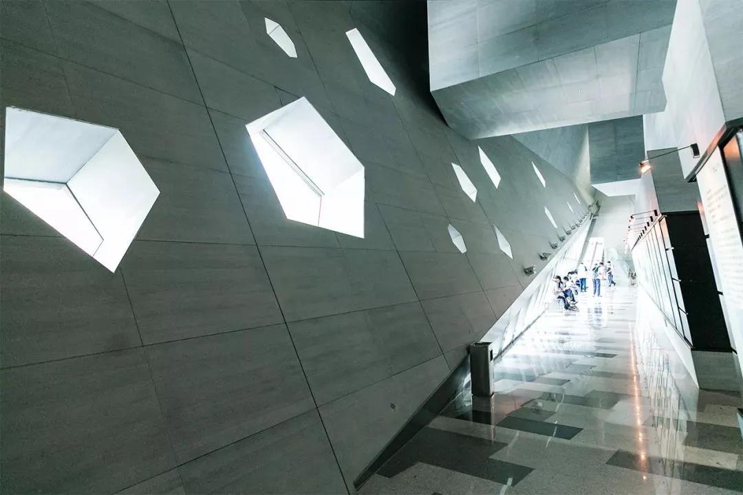 深圳免费十大打卡景点攻略,深圳凤凰城地铁站网红打卡