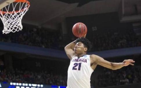 中国旅外球员近日表现汇总，男篮未来可期，张镇麟王泉泽最值期待