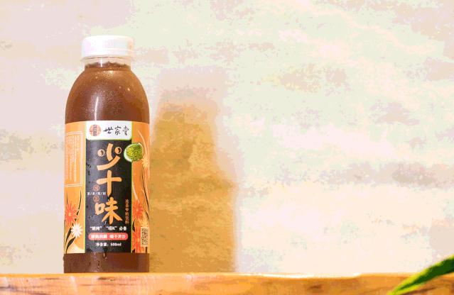 把整颗人参怼进龟苓膏里！论养生，还是深圳人厉害