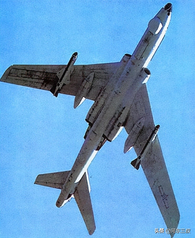 轰6n轰炸机历代改造升级机型,轰6为什么不能改成四发轰炸机