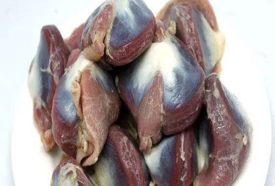 猫咪不能吃辣是对的吗,猫咪不能吃油炸食品吗