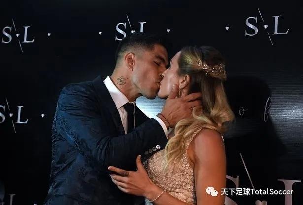 人人都爱苏亚雷斯由来,人人都爱苏亚雷斯什么意思