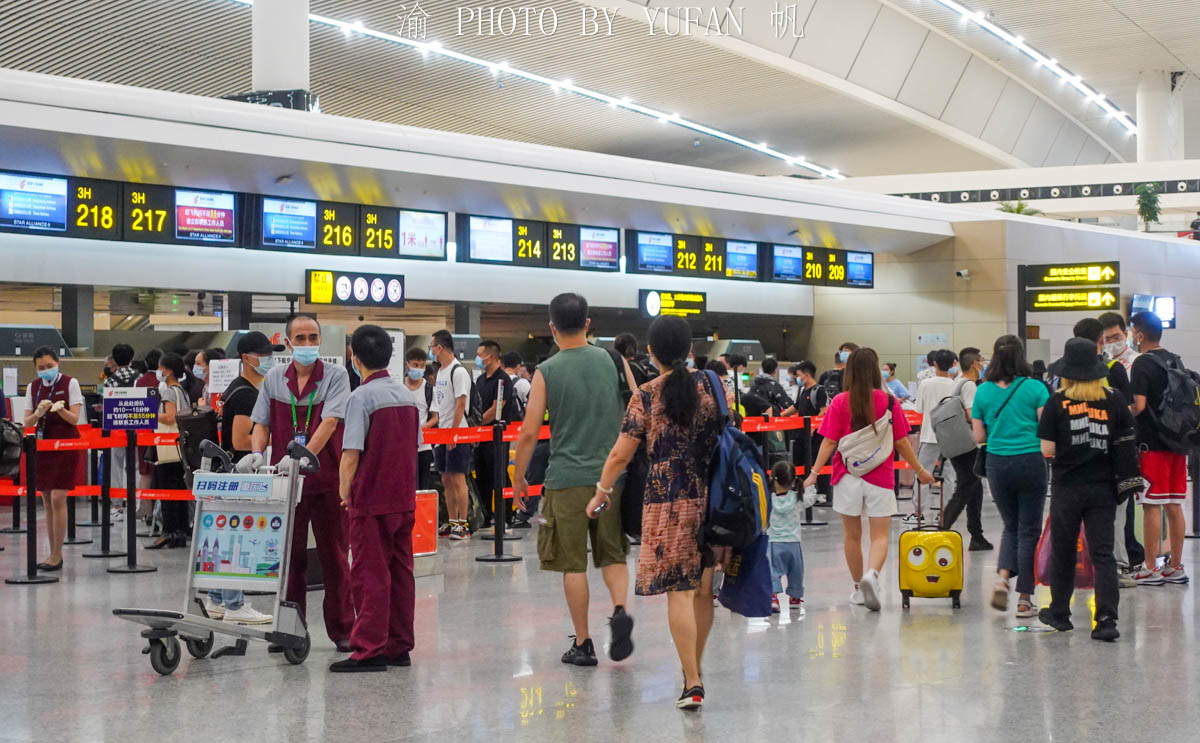凌晨两点的重庆,凌晨的重庆机场