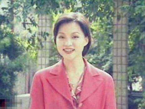 董卿的历程,央视一姐董卿现在怎么样了