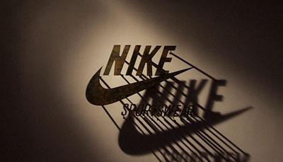 菲尔奈特500亿身价,耐克从詹姆斯身上赚了多少钱