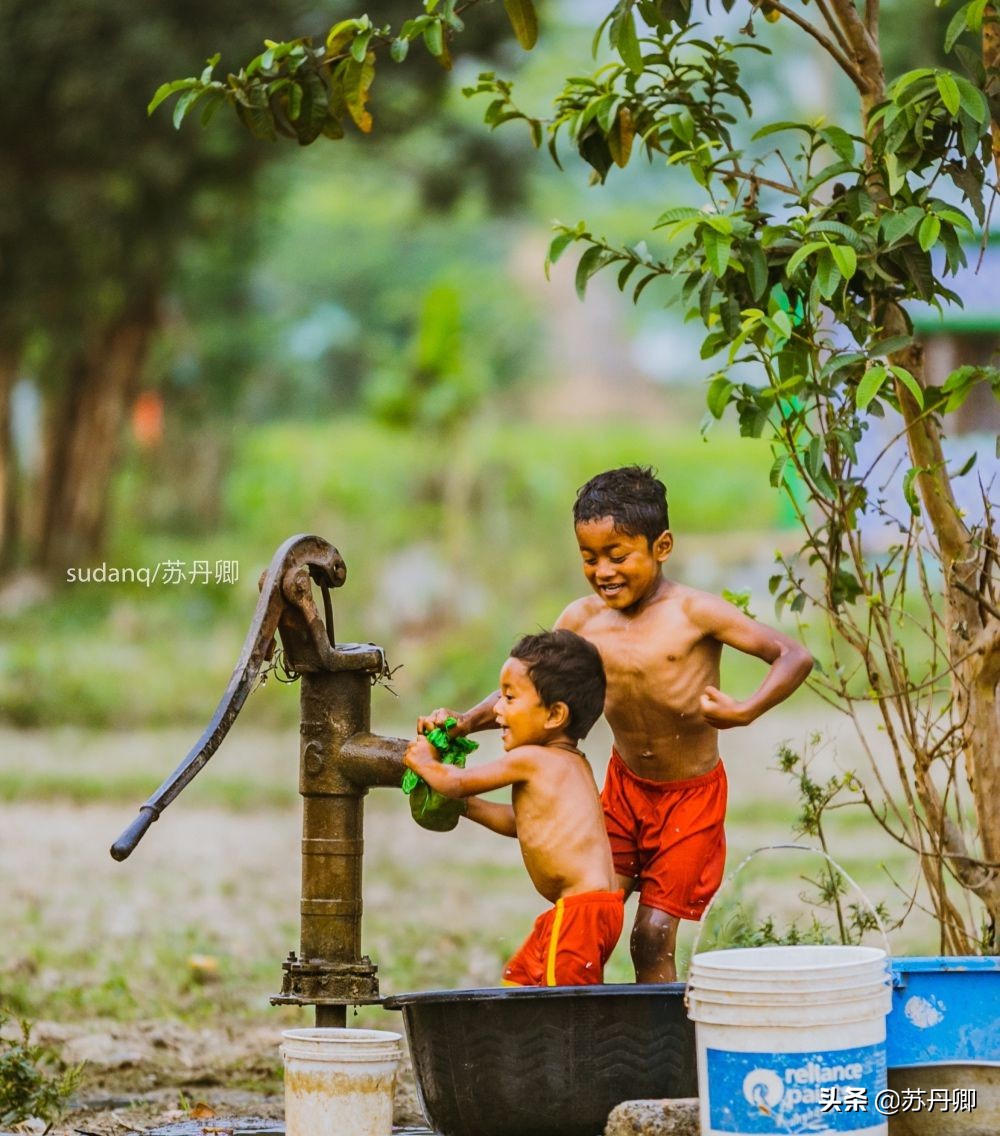 尼泊尔贫穷的真实生活,为什么说尼泊尔的幸福指数高呢