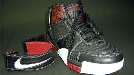 近年复刻的詹姆斯球鞋,詹姆斯的最新的球鞋