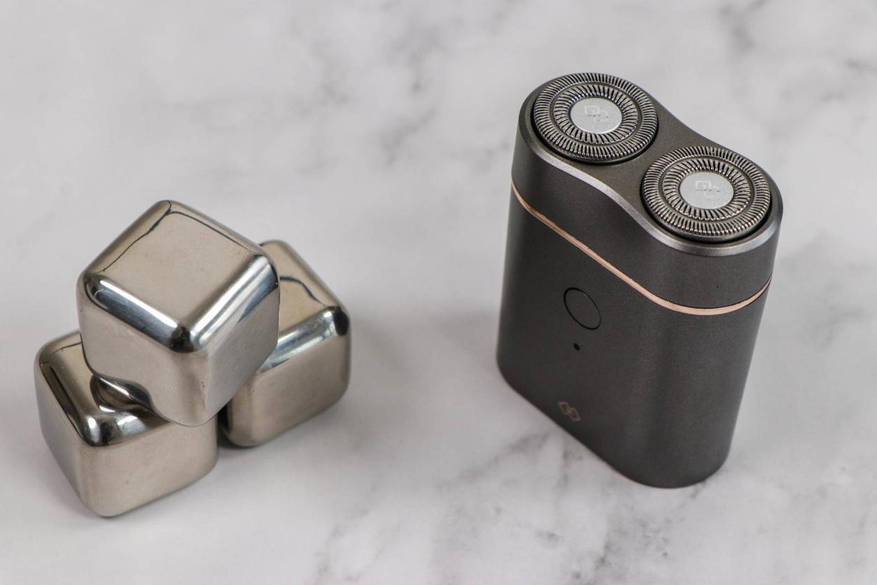 焕醒电动剃须刀真实测评,超人双头电动剃须刀测评