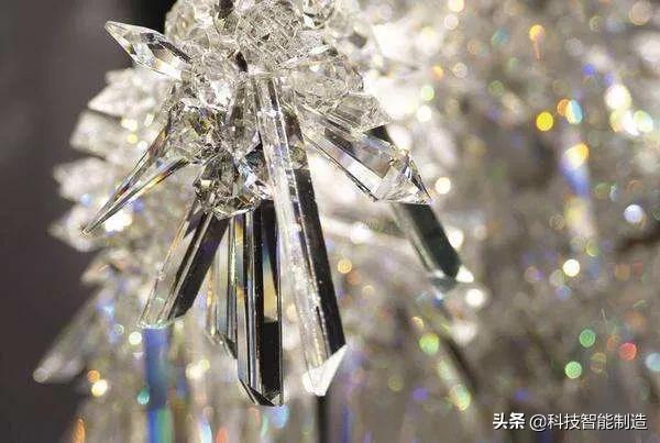 施华洛世奇到底是水晶还是玻璃,施华洛世奇价格高吗